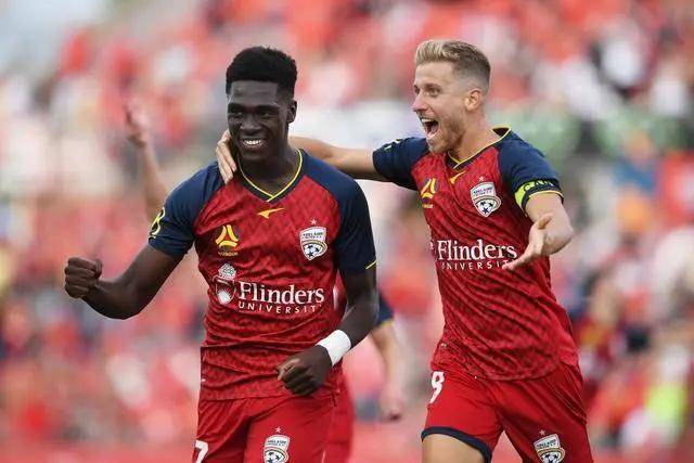 广州男篮官宣杨学增担任主教练 接替郭士强