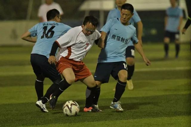 西甲综合：姆巴佩、维尼修斯建功 皇马击败阿拉维斯