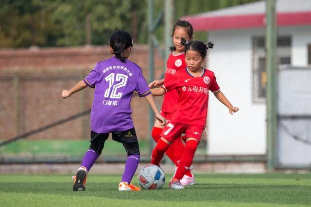 足总杯-麦卡蒂帽子戏法格拉利什破门 曼城8-0胜